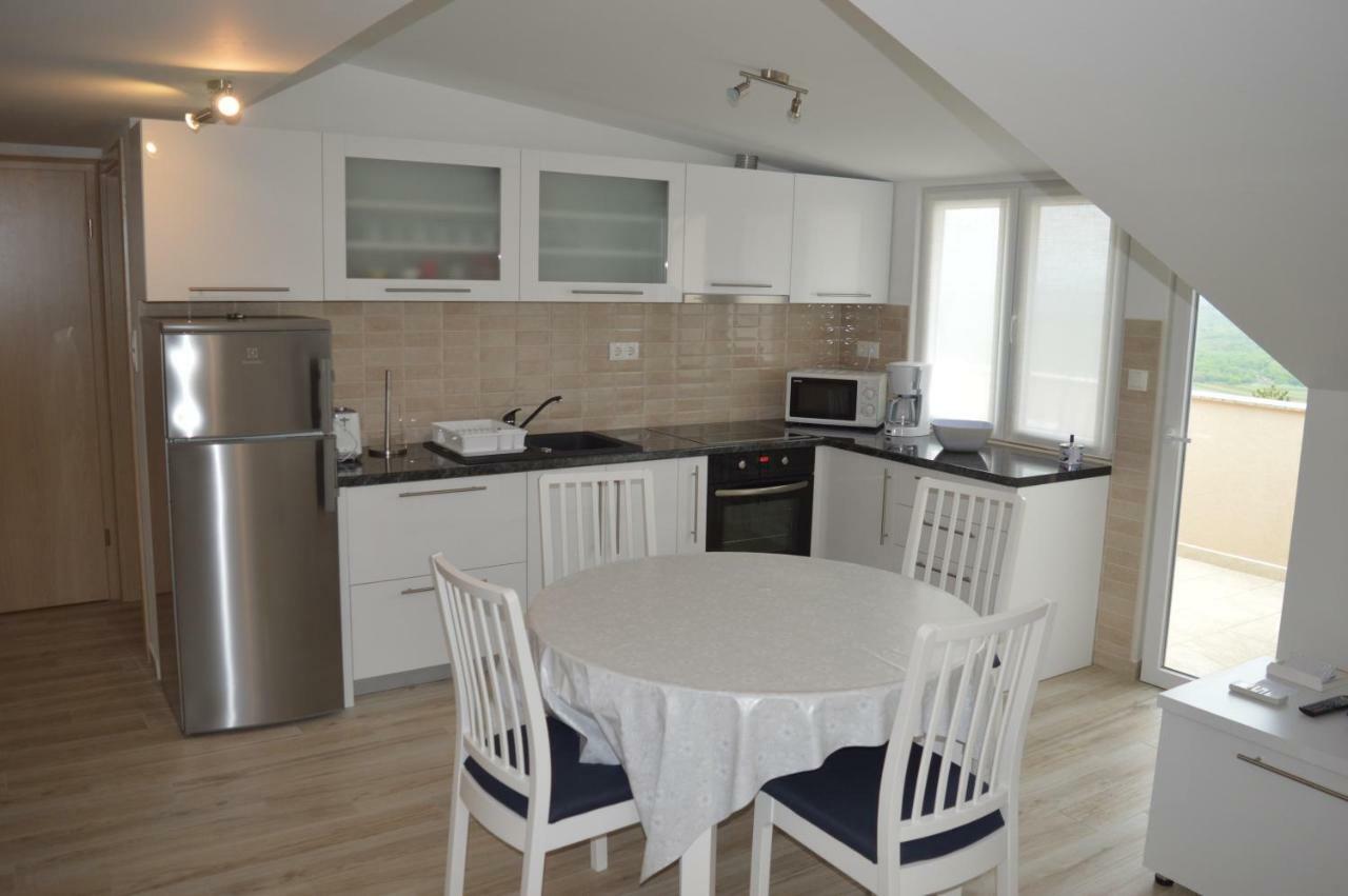 Appartments Dobby Vrh  Exteriör bild
